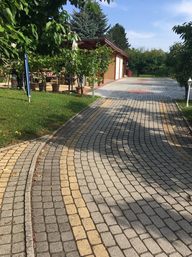 Villa Park ヘーヴィーズ エクステリア 写真
